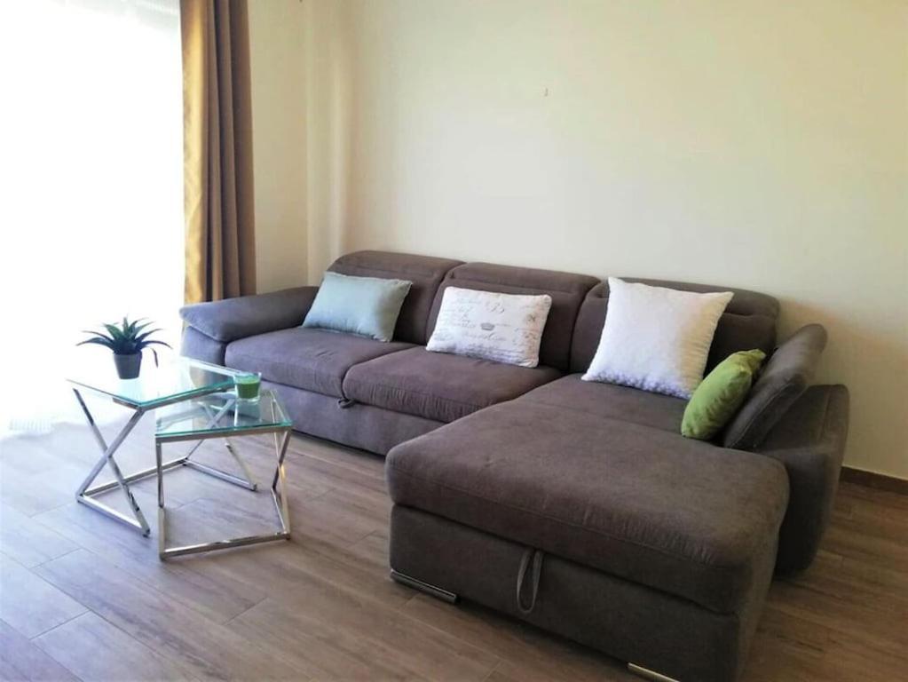 Appartement Spacieux Logis Des Fees De La Marina En Rez-de-chaussee De Chaussee *