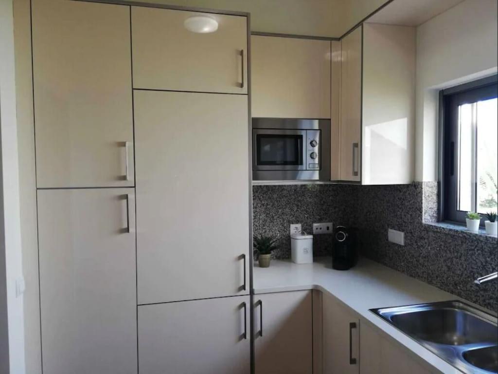 Apartment Spacieux Logis Des Fees De La Marina En Rez-de-chaussee De Chaussee Albufeira